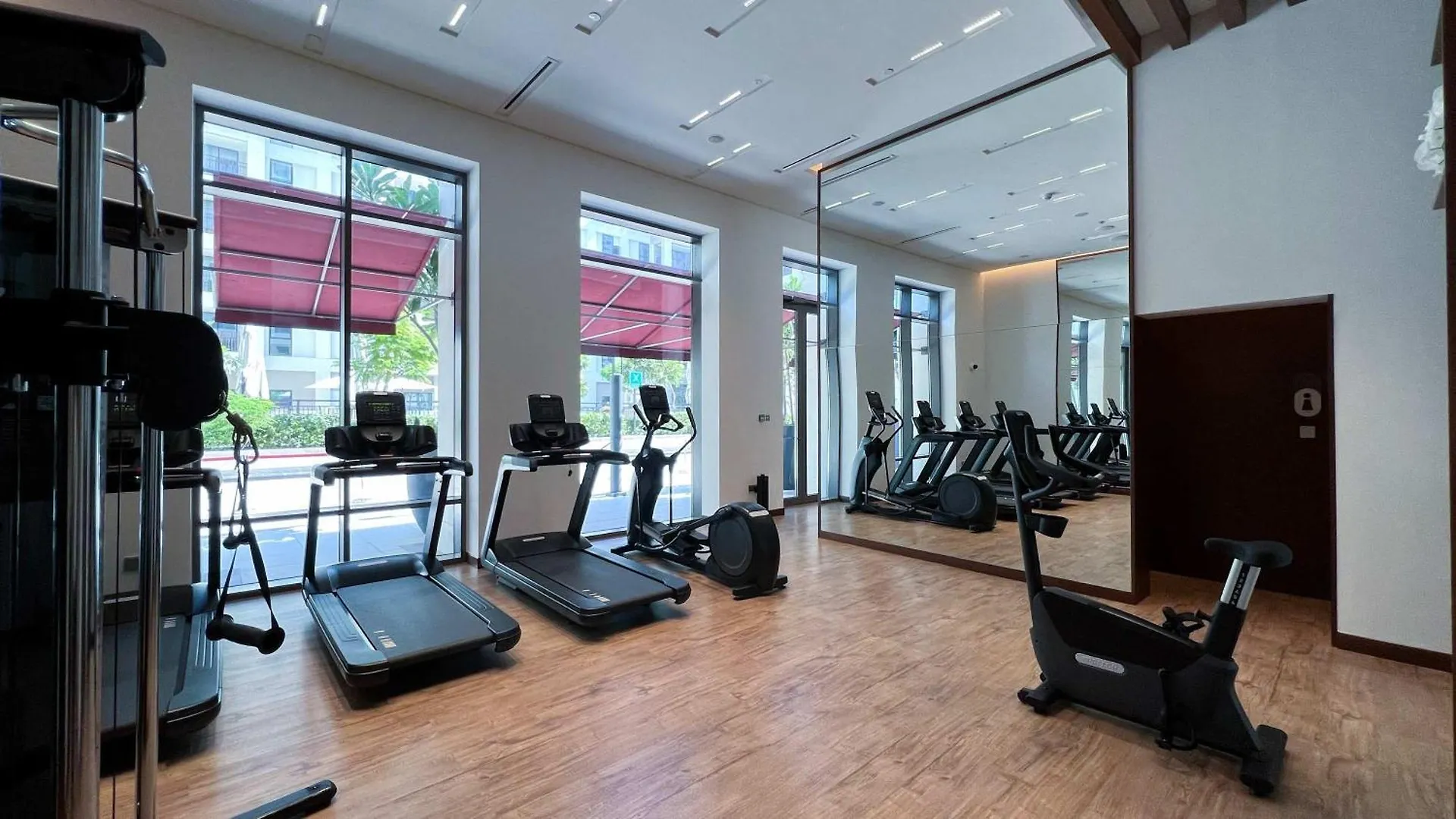 Stylish 1Br City View At Vida Creek Beach Dubai Apartment