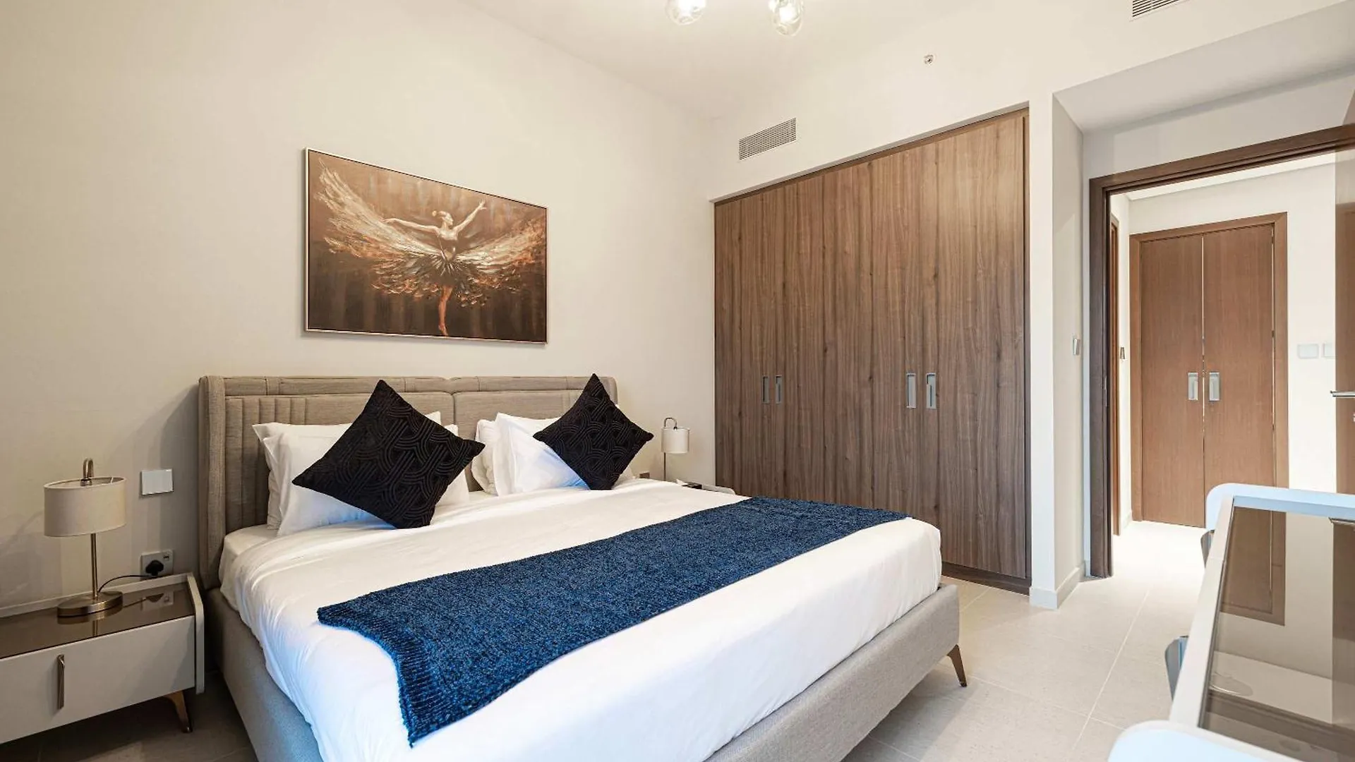 Stylish 1Br City View At Vida Creek Beach Dubai